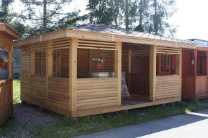 Деревянная садовая беседка 0804