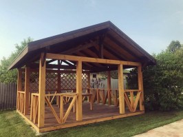 Квадратная  беседка садовая 0415