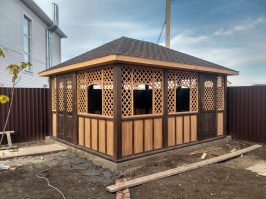 Деревянная садовая беседка 1004