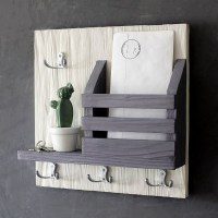 Ключница подвесная из дерева 0019