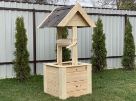 Колодец декоративный из дерева 0011