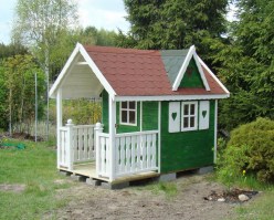 Детский деревянный домик 0100