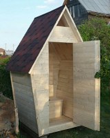 Туалет деревянный 0029