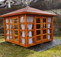 Беседка застекленная квадратная 0991