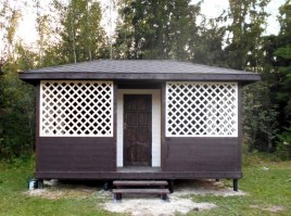 Деревянная садовая беседка с хозблоком 1218
