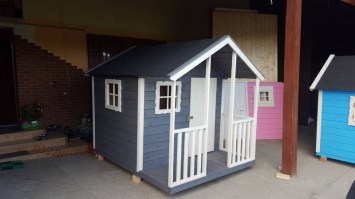 Игровой домик для детей из дерева 0073