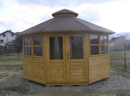 Беседка деревянная закрытая, застекленная 1129