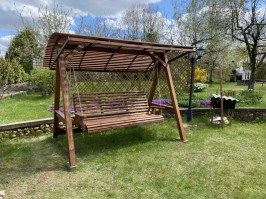 Садовые качели из сосны для дачи 0131