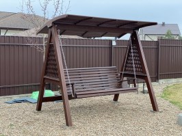Качели деревянные для отдыха из сосны 0124