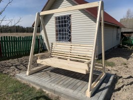 Качели садовые деревянные 0076