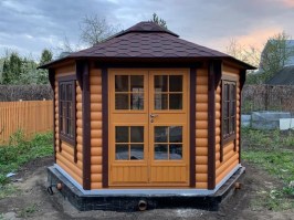 Беседка застекленная закрытого типа садовая из дерева для дачи 0367