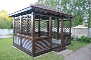 Деревянная беседка 0386