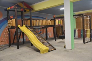 Игровая площадка для детей 0111