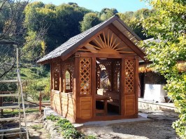 Беседка садовая из дерева 1075