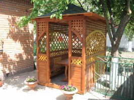 Беседка садовая деревянная 0689