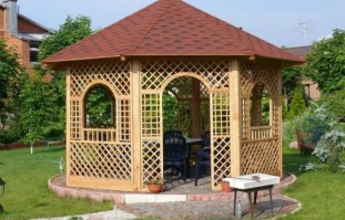 Деревянная шестигранная беседка под заказ 0208