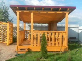 Деревянная беседка  для дачи 0753