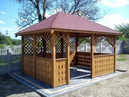 Деревянная садовая беседка 0677