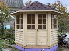 Беседка деревянная закрытая,застекленная 0721