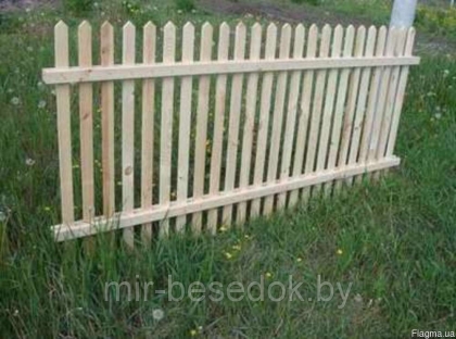 Забор из штакетника деревянный 0015