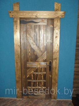 Дверь под старину деревянная 0001